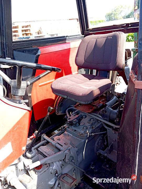 Ciągnik rolniczy Massey Ferguson 255 Kręcko