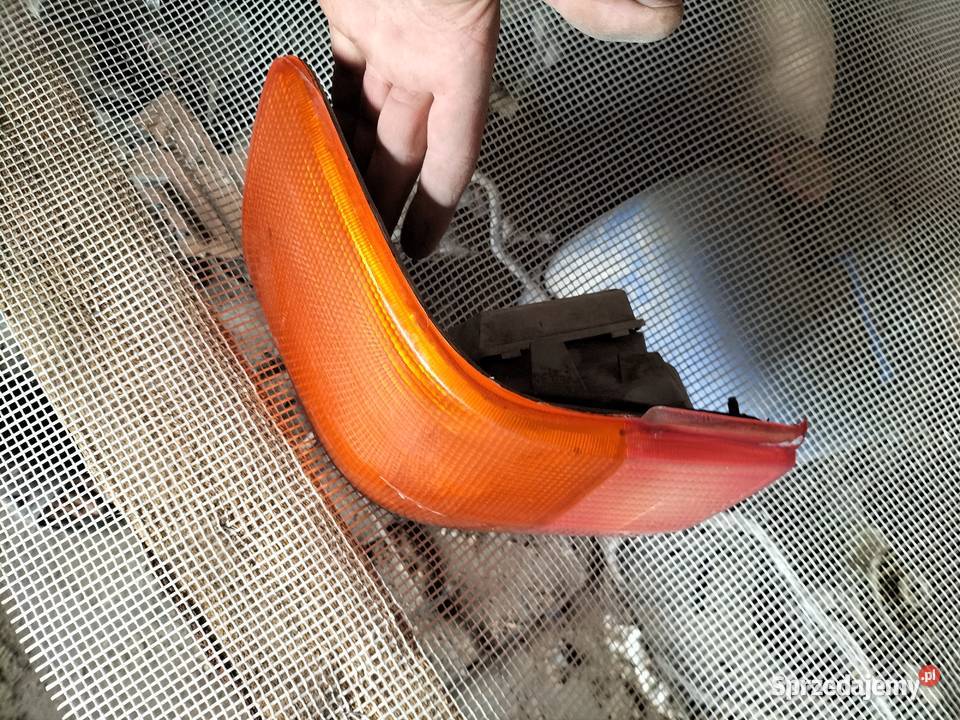 AUDI 80 B3 LAMPA LEWA LEWY TYŁ Kamień-Kolonia