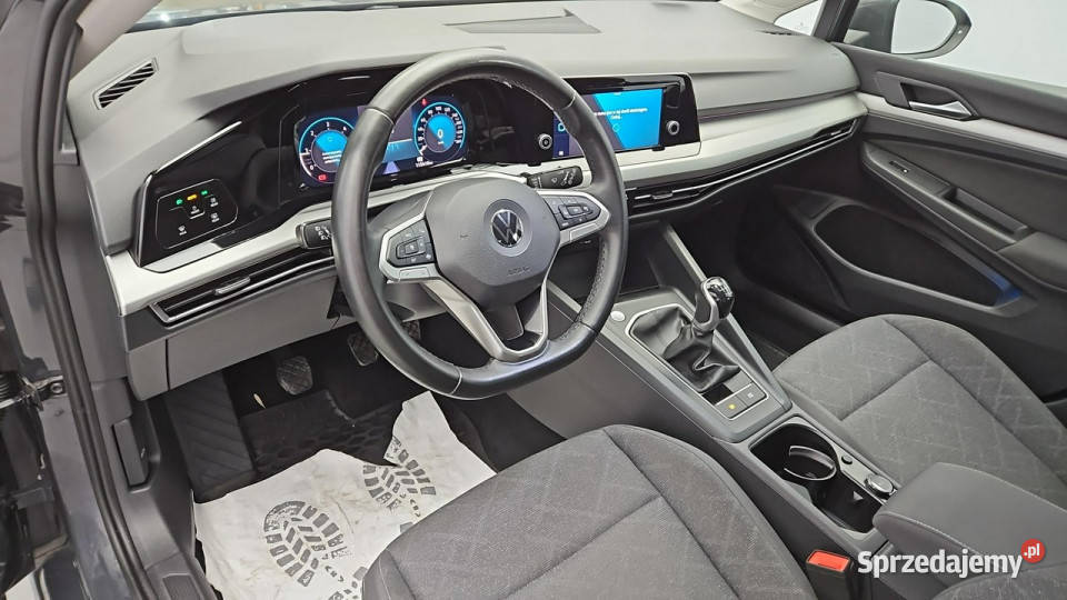 Volkswagen Golf VIII 20 TDI Life Z Polskiego