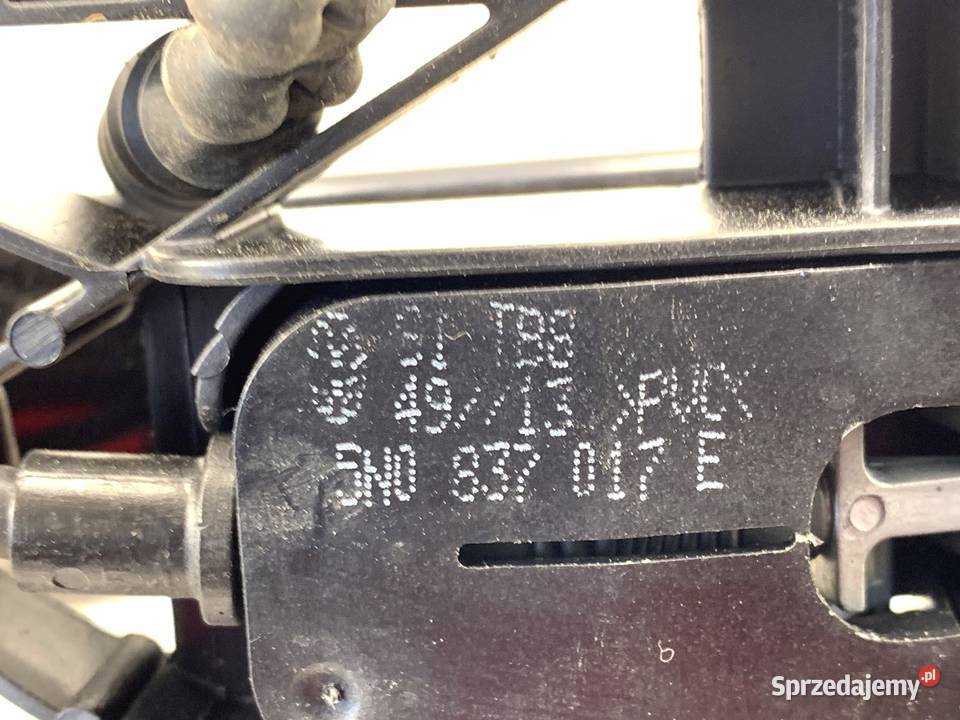 KLAMKA ZEWNĘTRZNA LEWY PRZÓD VW TIGUAN