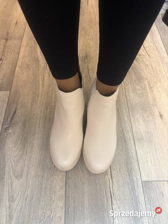 39 Rainbow Kremowe botki kowbojki nowe Kraków sprzedam