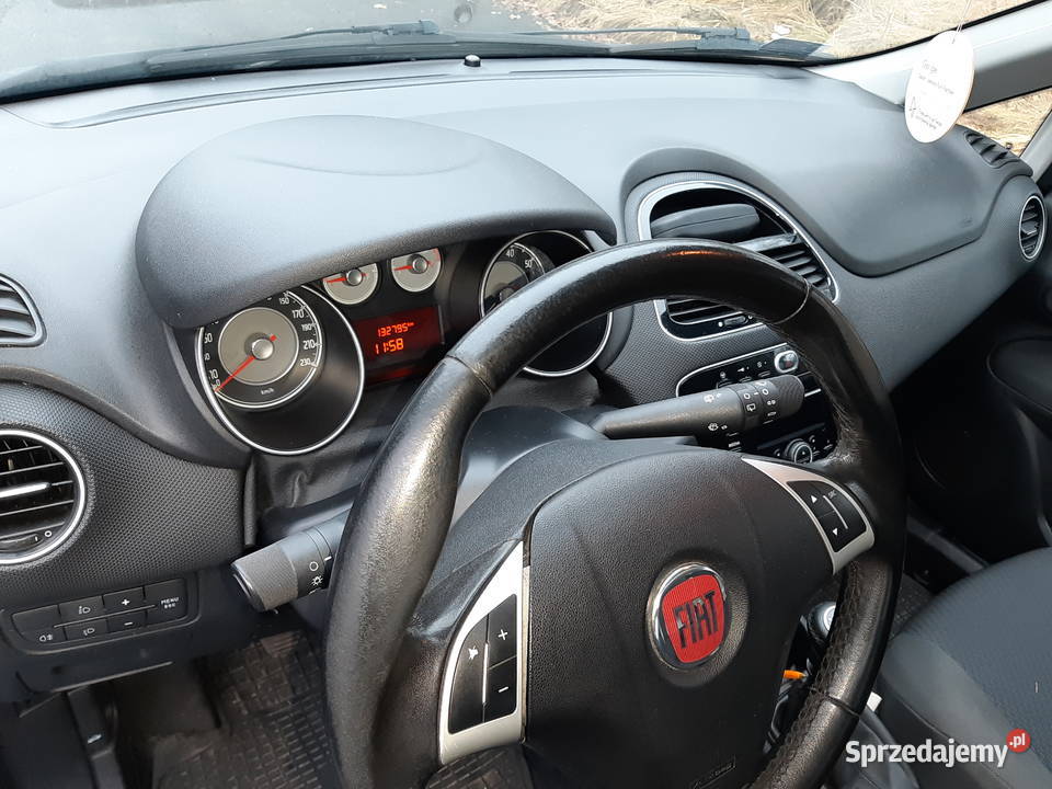 Fiat Punto 2014r 14 78 benzyna LPG Rogoźnik sprzedam