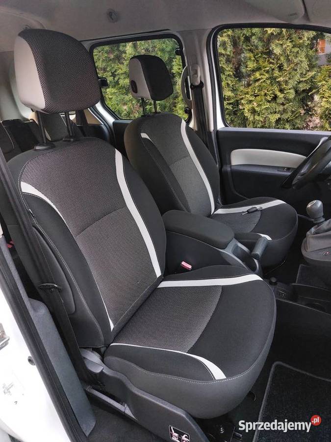 Renault kangoo 12 benzyna LIFT 2013r manualna Sieradz sprzedam