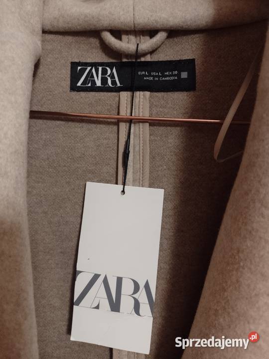 40L ZARA Beżowy płaszcz z kapturem i paskiem z Kurtki i płaszcze