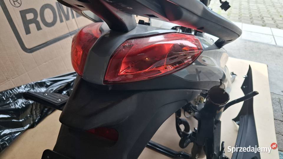 Piaggio Medley S ABS 125 2023r części sztyca Świeradów-Zdrój