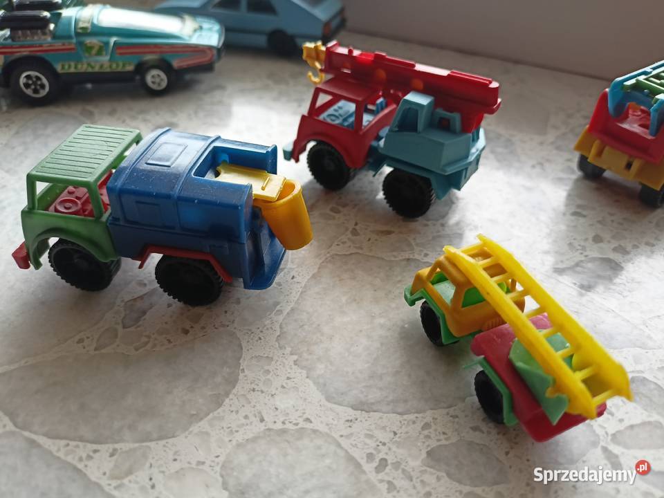 Zabawki PRL kioskowce Samochody i pojazdy Rzeszów