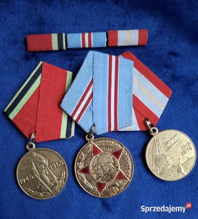 3 medale baretki weteranie Armii Radzieckiej Wejherowo