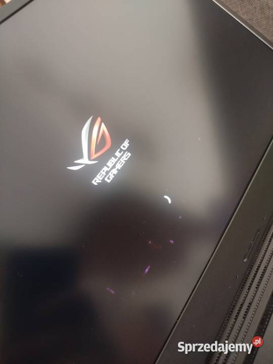 Sprzedam laptopa ASUS ROG Strix G17 G712 Rtx Intel Core i7 podkarpackie