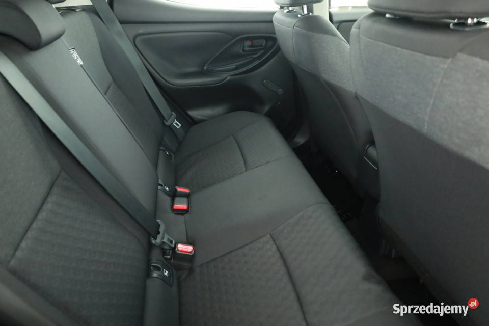 Toyota Yaris 15 VVTi Hybrid