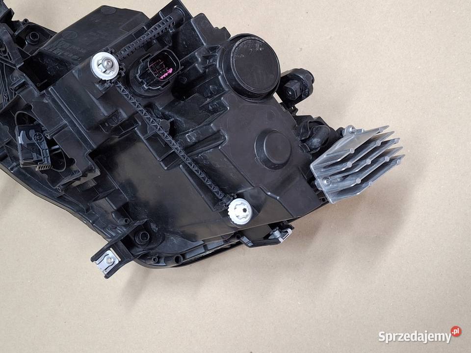 SEAT ATECA LIFT REFLEKTOR PRAWY FULL LED LAMPA lubuskie sprzedam