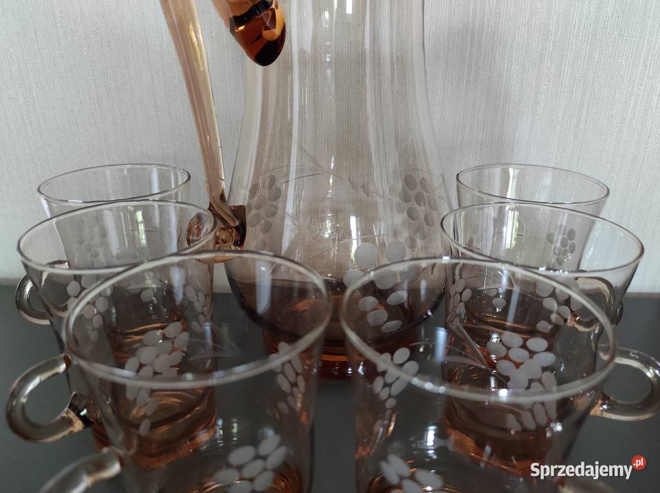 Dzbanek szklanki szkło łososiowe huta Hortensja Białystok