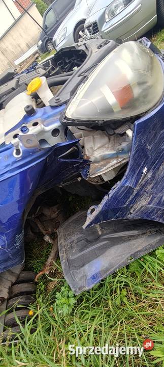 Mazda 3 uszkodzona uszkodzony pomorskie Kosakowo