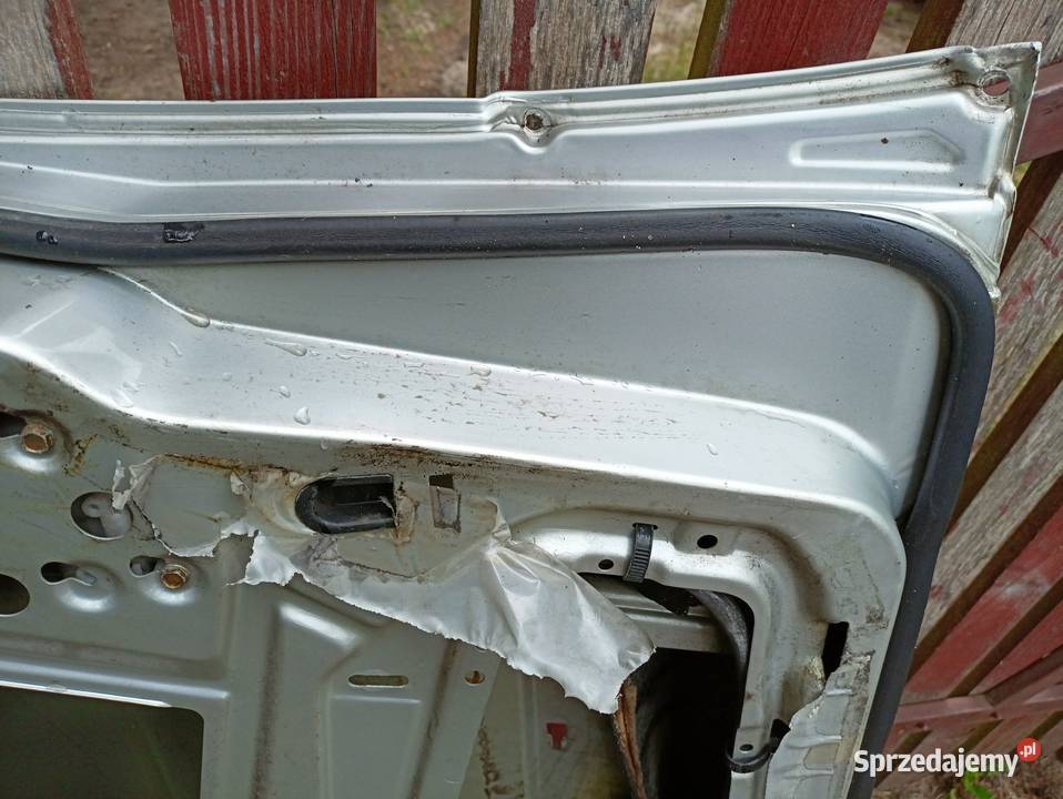 Mercedes 190 W201 drzwi przód prawe srebrne osobowe Karoseria Skarżysko-Kamienna