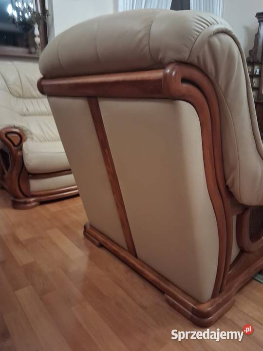 Zestaw kanapa dwa fotele z skóry