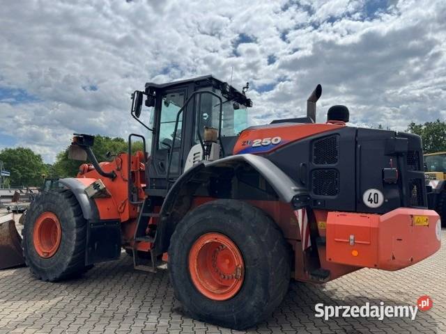 Ladowarka kolowa Hitachi ZW 2506 Koła mazowieckie Warszawa sprzedam
