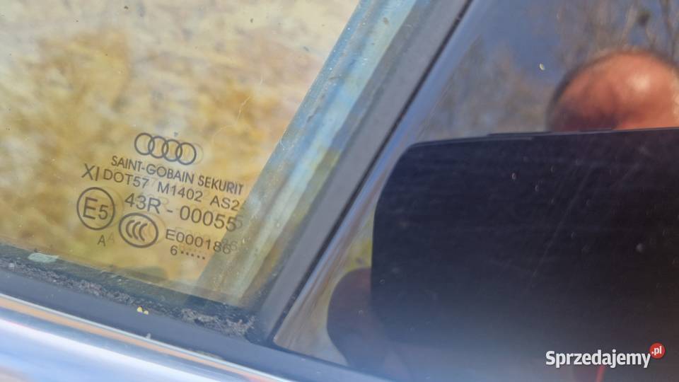 AUDI A4 B9 DRZWI PRZÓD LEWY LEWE KOD LAK LY9T osobowe wielkopolskie Słowikowo