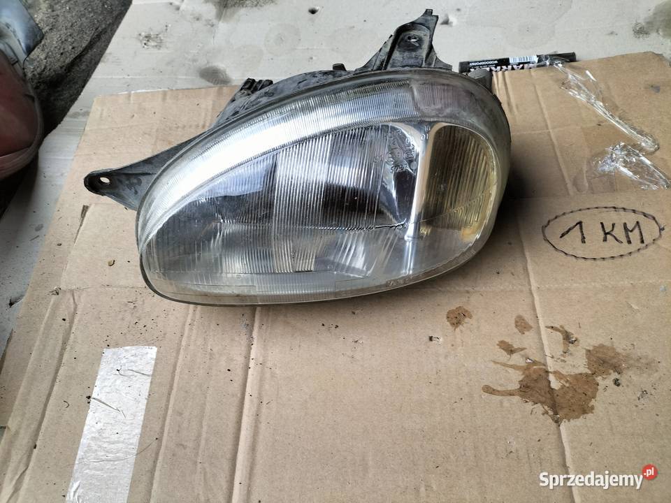 OPEL CORSA B LAMPA PRZÓD PRZEDNIA LEWA lampy przednie Kamień-Kolonia