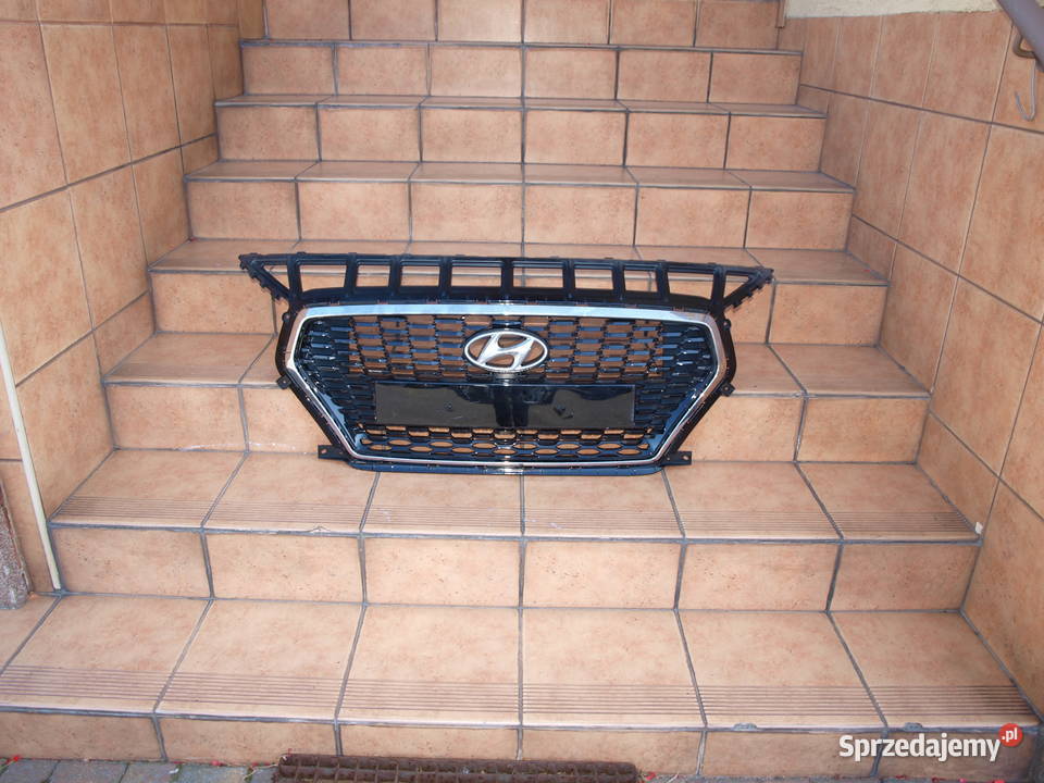 Hyundai i30 grill chrom atrapa przód 2017 2020r Atrapy Kalisz sprzedam
