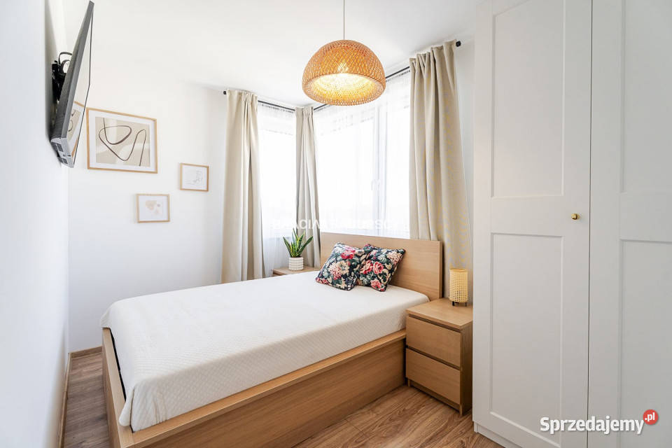 sprzedaży mieszkania 7346m2 4 pokoje Kraków 73.46m2 małopolskie