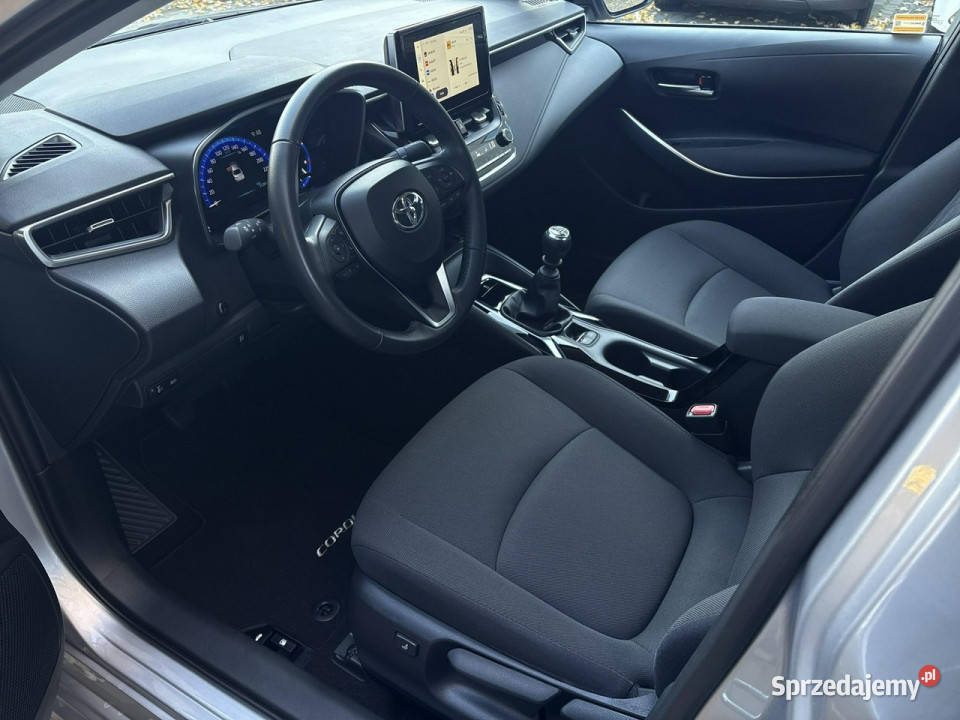Toyota Corolla 15 VVTi 125 COMFORT TECH salon Warszawa