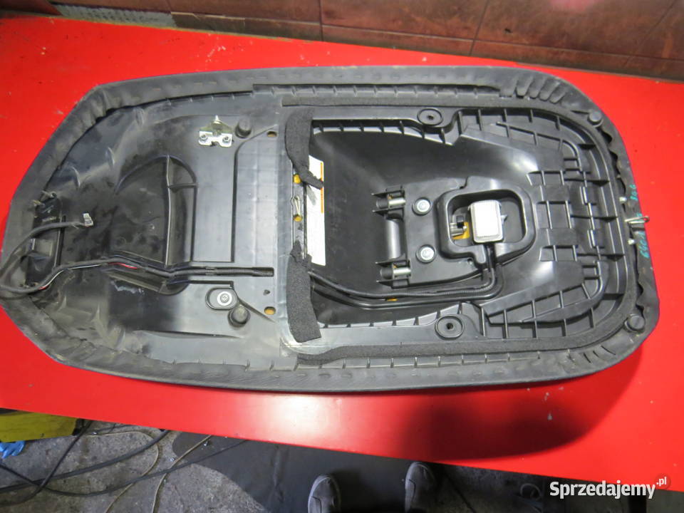 SUZUKI BURGMAN 400 K7 2008 SIEDZENIE KANAPA mazowieckie Warszawa