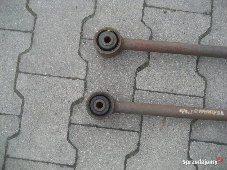 nissan terrano i 8692r 30 b wahacz tył 2 dolny osobowe Rakoniewice