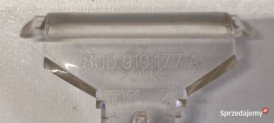 AUDI Q3 8U PODŚWIETLENIE KLAMKI 8U0919177A Klamki