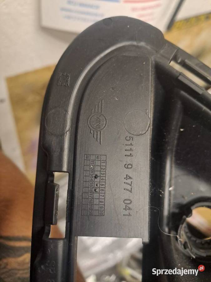 Dolna atrapa kratka zderzaka Mini Coutryman F60 sprzedam