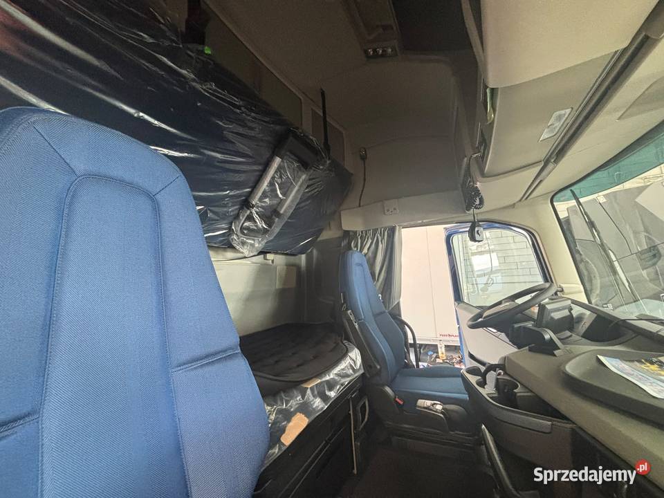 VOLVO FH460 2025 Globetrotter XL SALON POLSKA Warszawa sprzedam