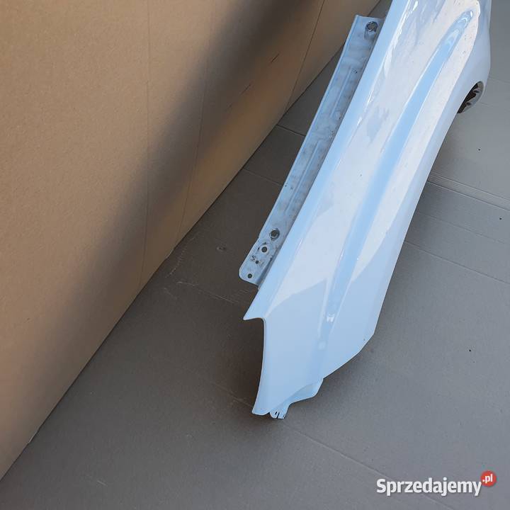 NISSAN NAVARA NP300 D23 BŁOTNIK LEWY Karoseria Trzciel sprzedam