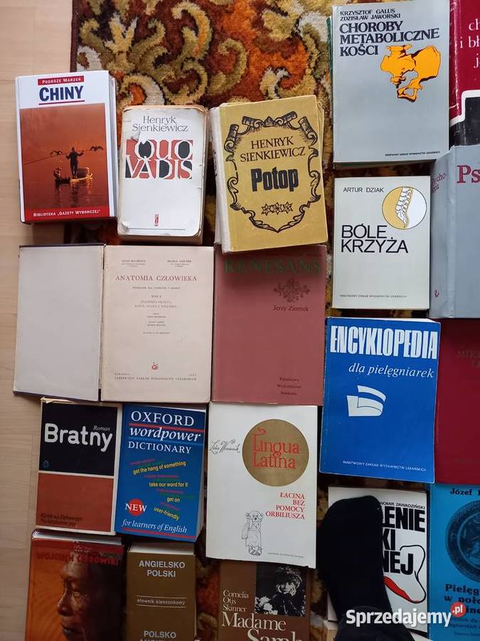 Różne tematy przeczytaj miękka z obwolutą Stalowa Wola