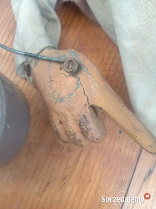 Stara pacynka teatralna sygnowana Gdów