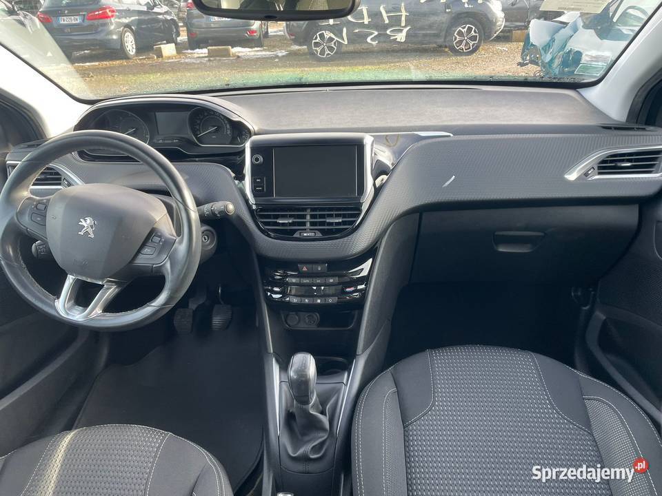 PEUGEOT 208 16 BlueHDi 100 Allure Business EJ599 Płońsk
