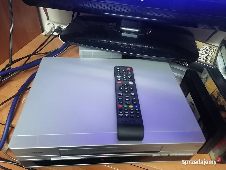 Magnetowid VHS Thomson VTH6400 stereo pilot śląskie Częstochowa sprzedam