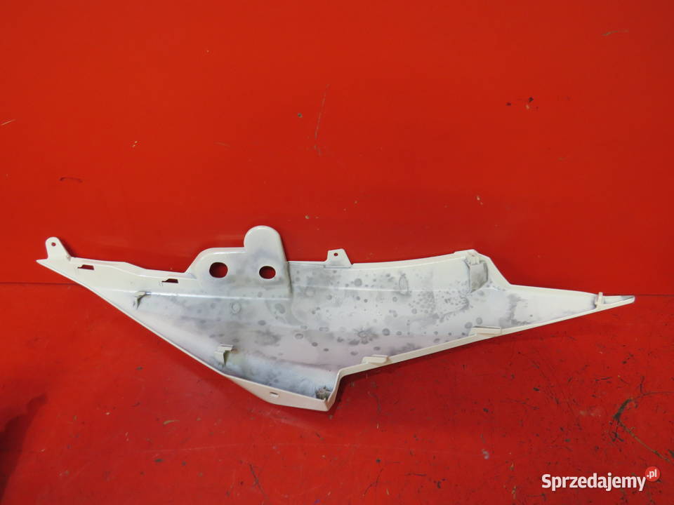 SUZUKI AVENIS 125 bok boczek owiewka osłona Elementy nadwozia Warszawa sprzedam