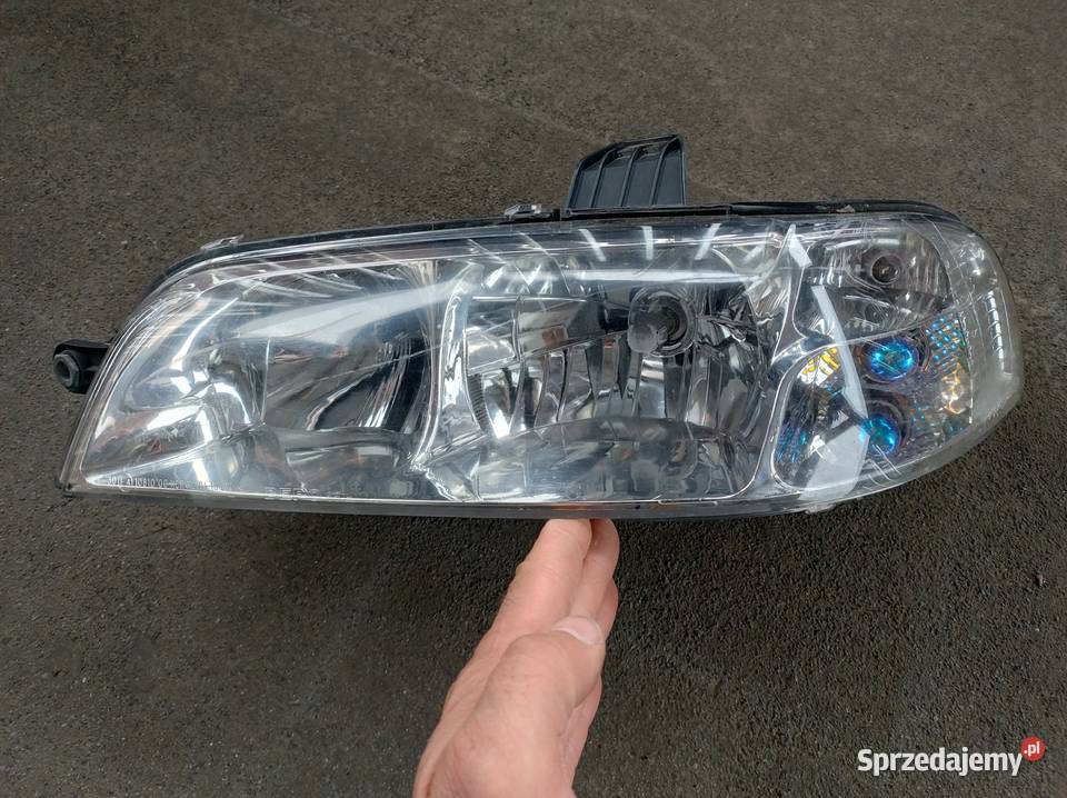 LAMPA PRZEDNIA LEWA I PRAWA FIAT ALBEA PALIO Zahajki-Kolonia sprzedam