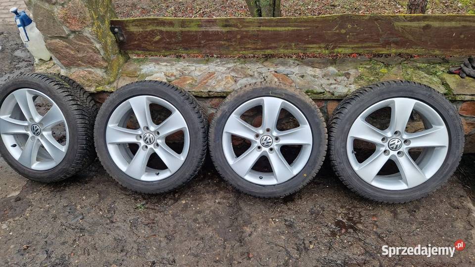 VW Felgi aluminiowe z oponami wielosezonowe