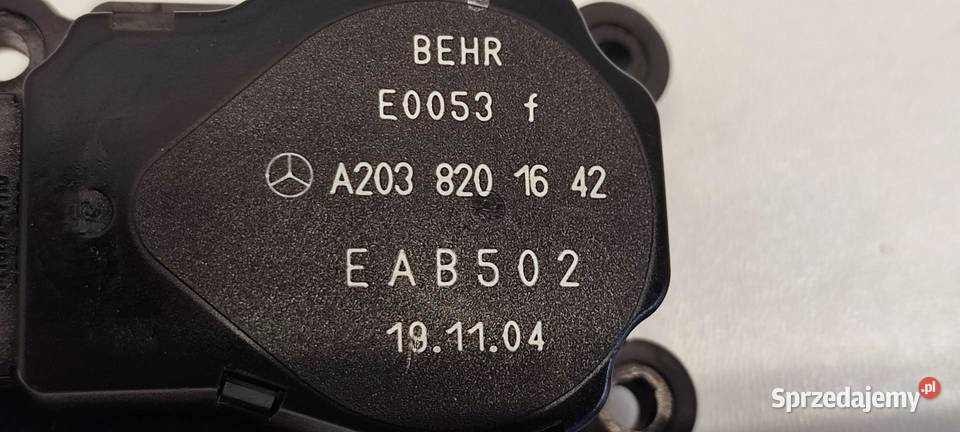 MERCEDES SL R230 SILNICZEK NAGRZEWNICY osobowe