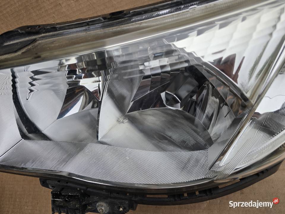 Subaru Forester 3 SH lampa kompletny reflektor Legnica