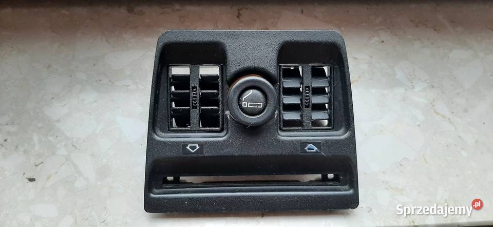 wylot powietrza tylny z zapalniczka bmw e23 Mińsk Mazowiecki