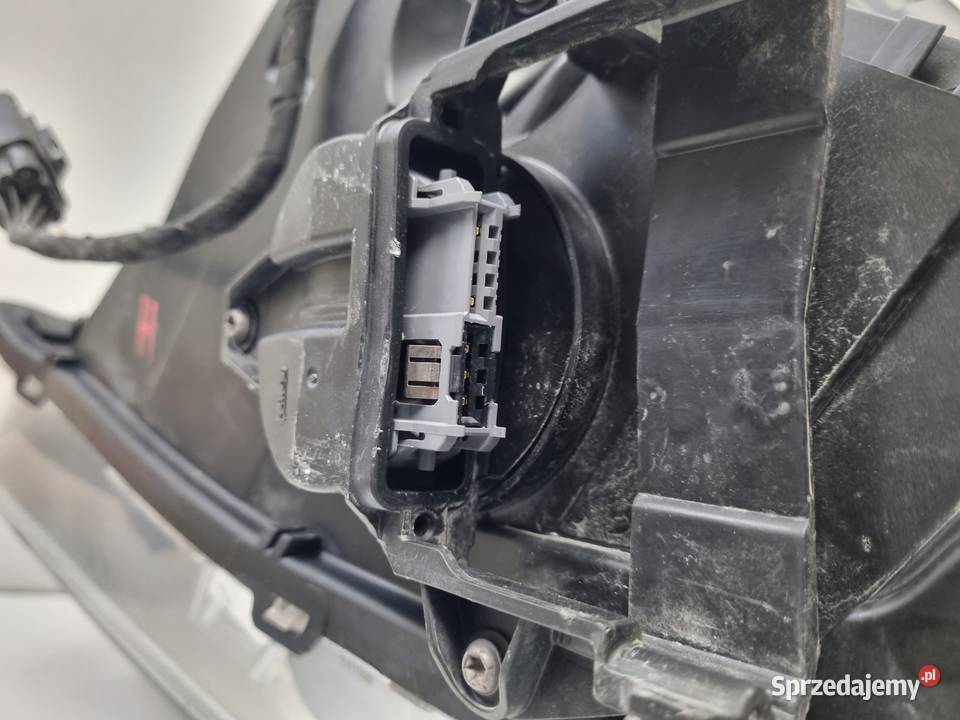 LAMPA PRAWA Volvo V60 S60 II PRZEDNIA prawy osobowe Rudka