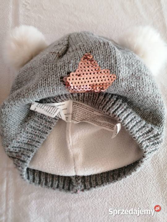 Czapeczka dziecięca jedna 68 druga 612 mcyKolor Łódź