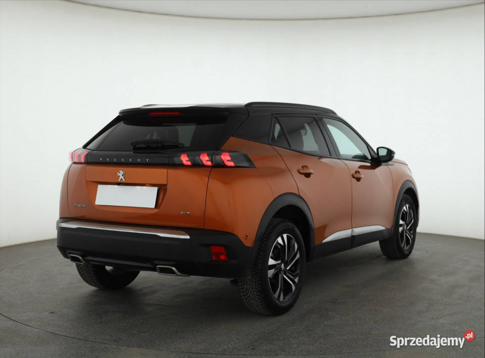 Peugeot 2008 12 PureTech światła do jazdy dziennej