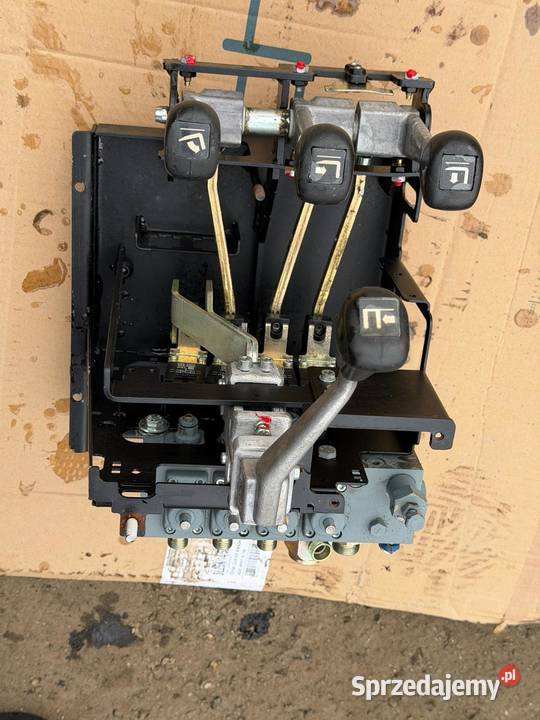 Rozdzielacz hydrauliczny Jungheinrich Układ kierowniczy