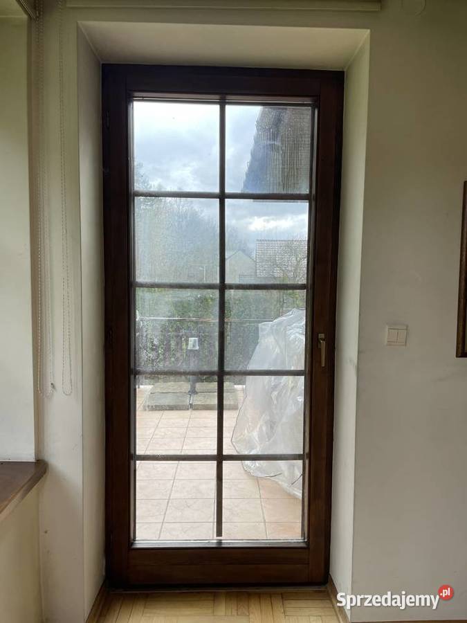 Sprzedam okna drewniane ze szprosami demontażu