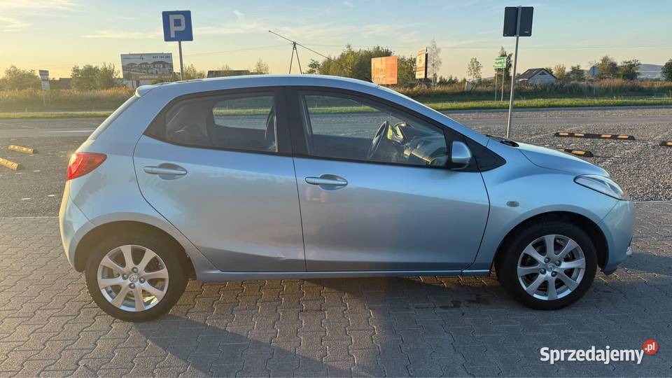 Mazda 2 2009 13 Benzyna manualna 2 Dzierżoniów