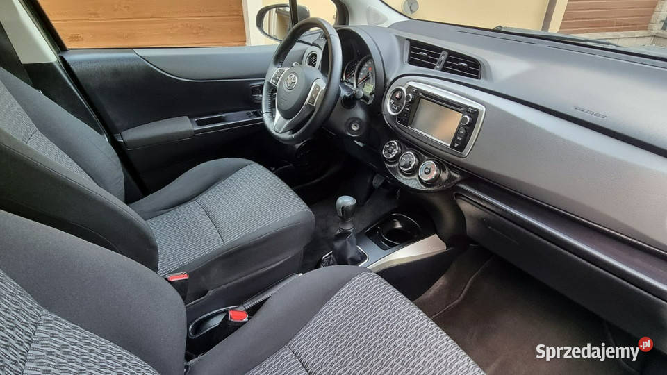 Toyota Yaris 69 Kamera Cofania Super Stan centralny zamek Płońsk
