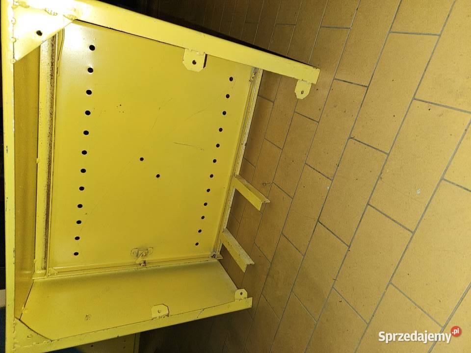 Szafka metalowa żółta naścienna 710x550x250 śląskie Zabrze