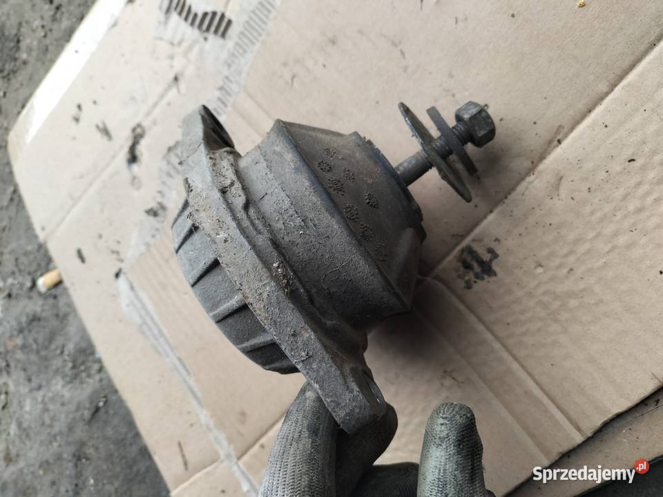 Audi 80 90 B3 B4 PODUSZKA SILNIKA lubelskie Kamień-Kolonia sprzedam