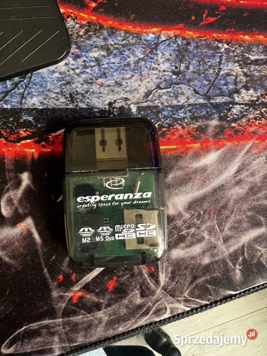 Czytnik kart pamięci Esperanza Karty pamięci Witowo